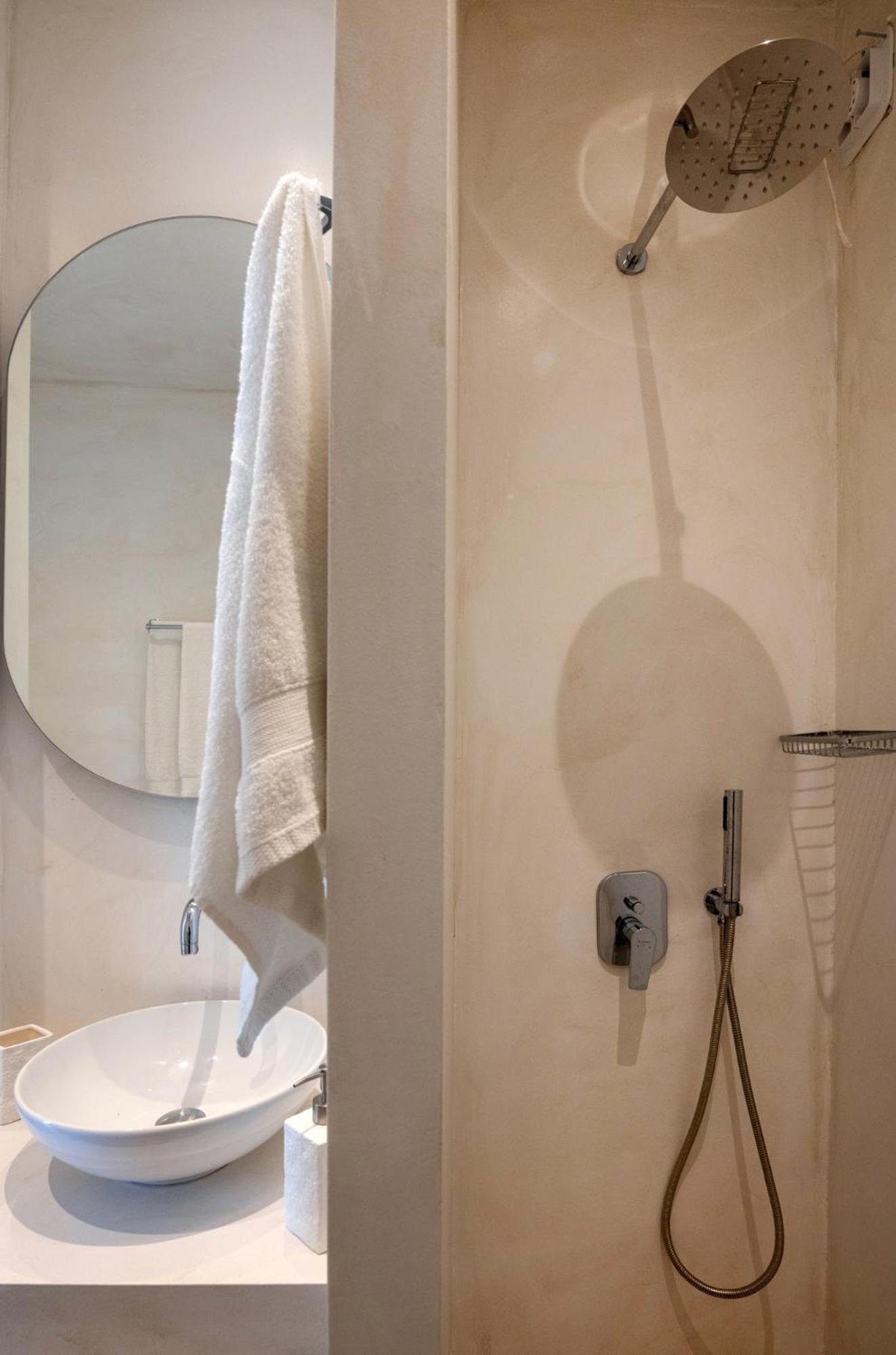 Alora Suites Tínos Extérieur photo